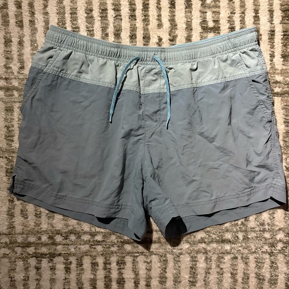 Columbia cute multi color tie running shorts green blue size M - Picture 1 of 5